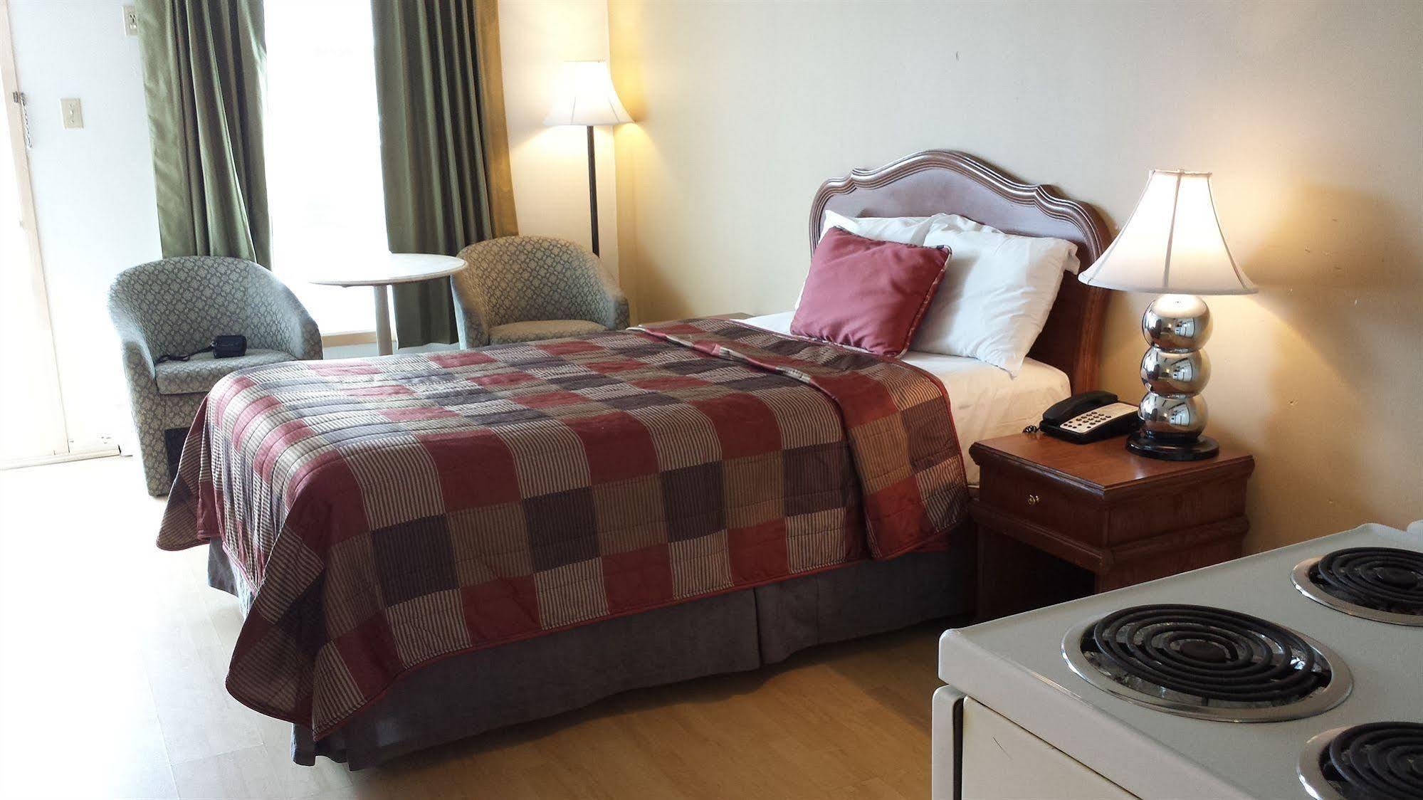 Motel Iberville Сен-Жан-сюр-Ришельо Екстериор снимка