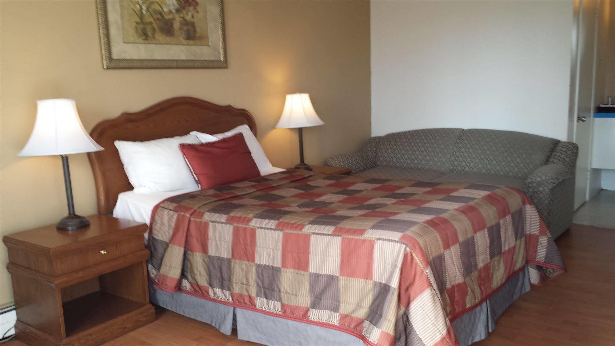 Motel Iberville Сен-Жан-сюр-Ришельо Екстериор снимка